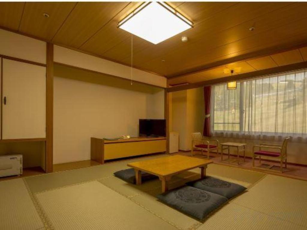 Washigatake Kogen Hotel Rainbow Gujo Exteriör bild