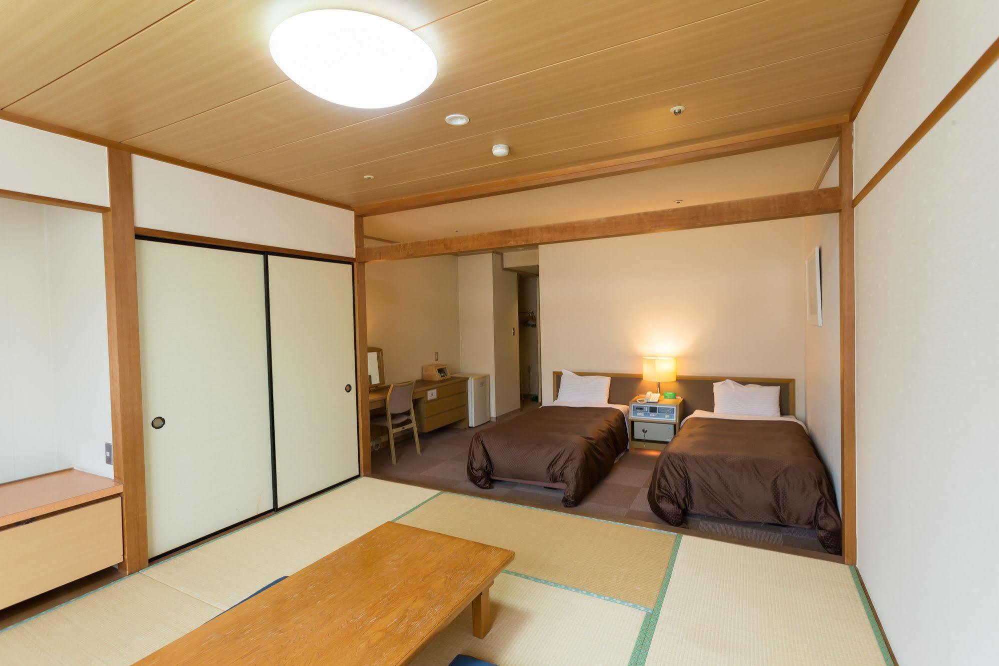 Washigatake Kogen Hotel Rainbow Gujo Exteriör bild